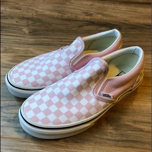 Girls US size 3.5 pink and white checkered vans.